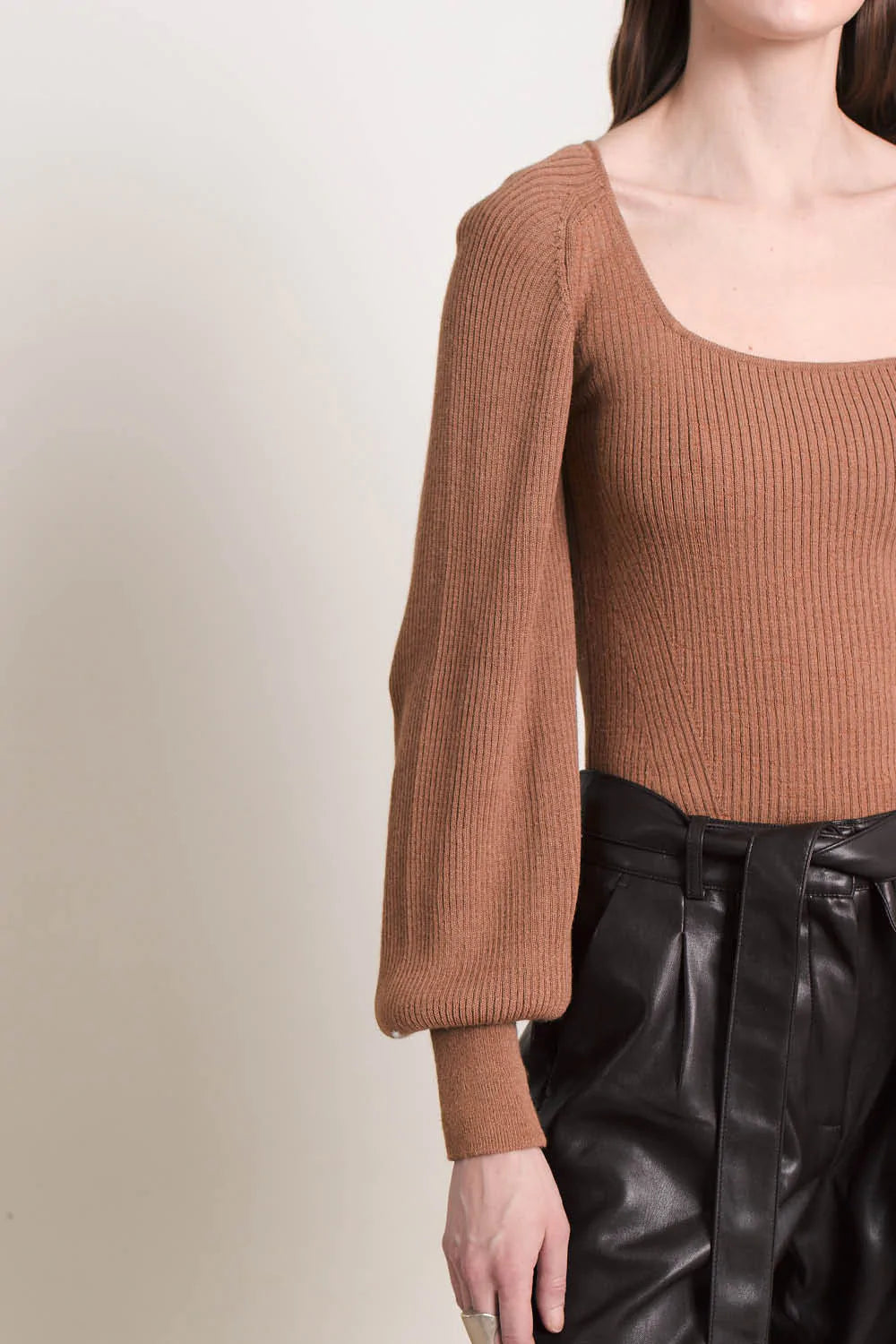 CAMILA SWEATER