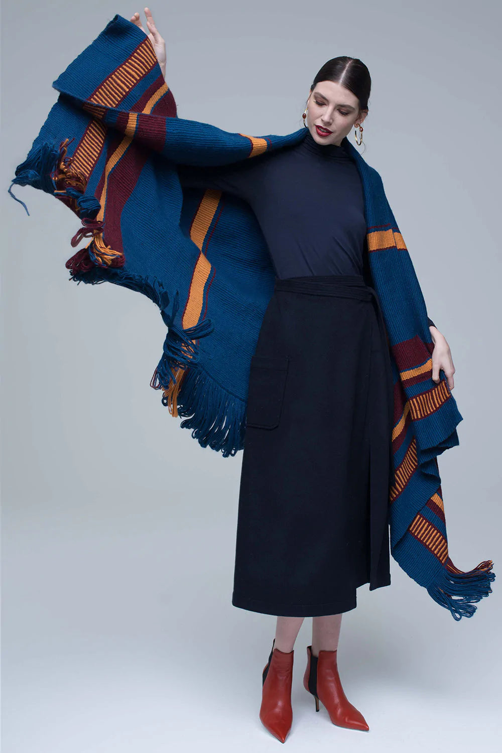 Cascade Wrap in Deep Sea