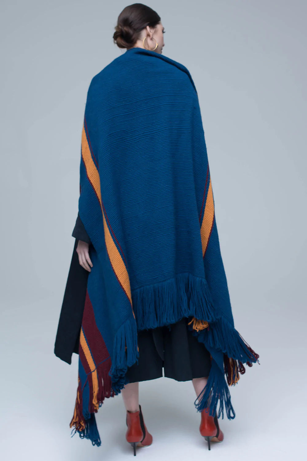 Cascade Wrap in Deep Sea